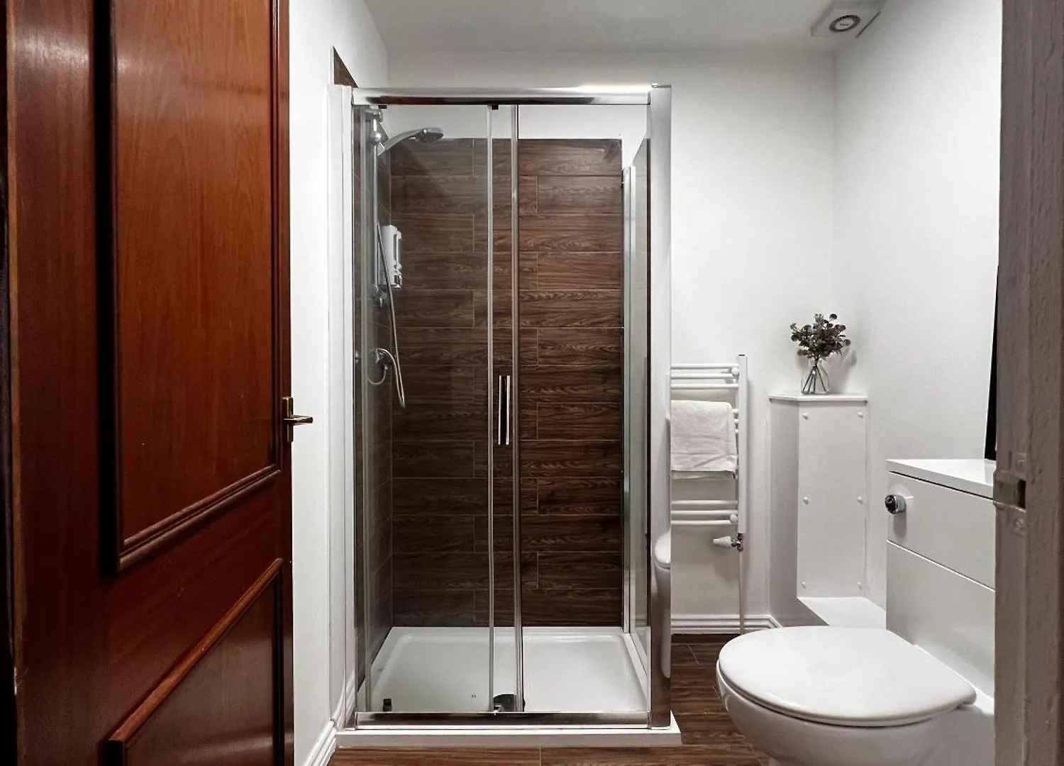 Bv Aparthotel Castleford Perfect For Cooperate And Leisure Stays